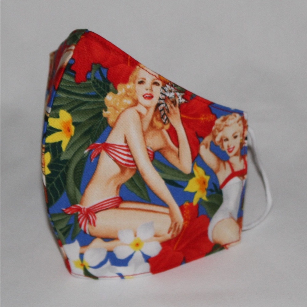 3 Layer Hawaiian 🌺 Print Face Mask with Nose Wire